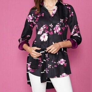 Chico’s Sateen Floral No-Iron Cotton Blouse XL
Size 3 Excellent Condition